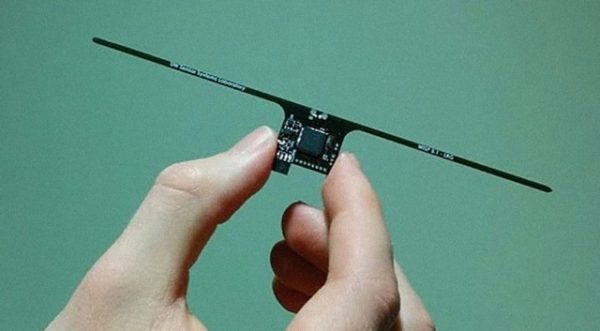 Un nuovo microcontroller che va ad onde radio, senza batterie